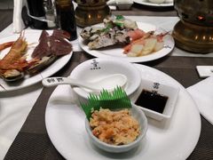 -云顶旋转自助景观餐厅