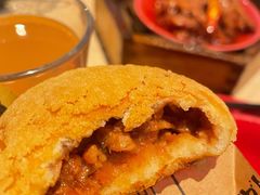 霸王酥皮叉烧包-避风塘(宝山万达店)