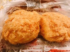 蟹黄肉松小贝-鲍师傅糕点(国金街店)