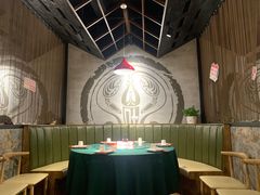 -叶派龙虾•招牌香辣蟹·海鲜(中海国际店)