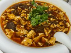 -华光驿站私房菜·黑金冠