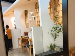 -蜜桃餐厅·伴山(绿宝广场店)