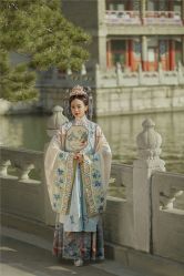 点击看大图 -美云庭古装·格格服汉服·京城旅拍(北京店)