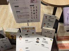-钟书阁(群光广场店)