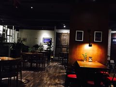 -JINNS锦时 steak&pizza(浸信会礼拜堂旧址店)