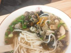 -什家婆乌鸡米线(阳光街店)