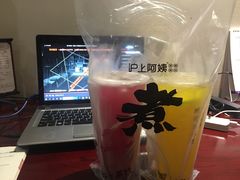 -沪上阿姨鲜果茶(凤台小市场店)