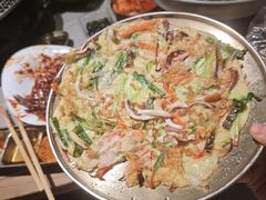 -草家酱蟹炭火烤肉店(珲春南路一店)