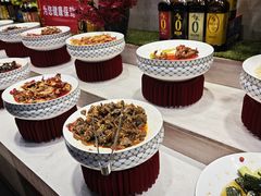 -新艺自助美食城(中山路店)