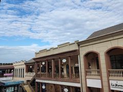 -王府井奥莱临潼小镇(临潼店)