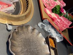 -铭牛烧肉·和牛海鲜自助(高新月牙湖店)