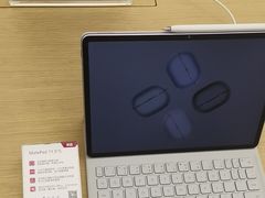 -华为授权体验店(华强北电子广场)