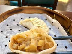 三丁蒸饺-大龙汤包