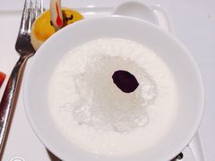 顺德双皮奶-Yan Ting 宴庭中餐厅(上海静安瑞吉酒店)