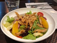 炸鸡肉里克塔色拉-TAMATI(巴黎贝甜韩式西餐厅店)