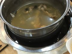 -新招鲜本地鸡窝(平凉路店)