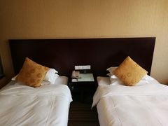 -华雅花园大酒店