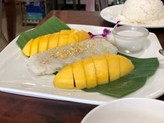 -Dang restaurant (patong phuket)