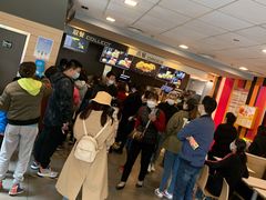 等位区-麦当劳(金平路站店)