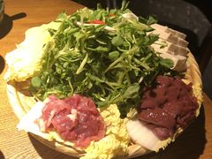 黑猪灼泉水时蔬-吃饭皇帝大土家民族菜(正大广场店)