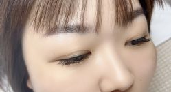 -爱美睫美甲会馆