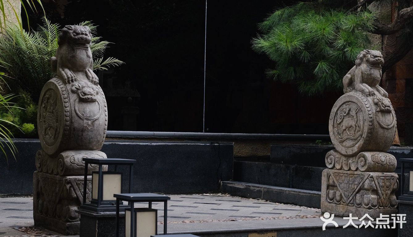 高端海鲜与川味泡椒的结合,东星斑肉质细嫩