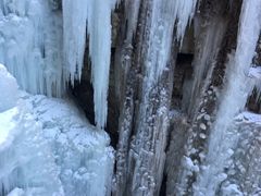 -大平台龙居瀑布旅游区