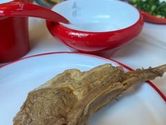-毛辣果·贵州红酸汤牛肉火锅(西单店)