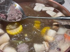 -牛村来人潮汕牛肉火锅(西单店)