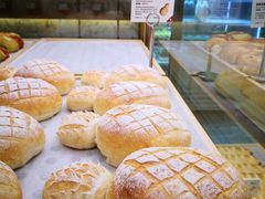 牛奶凤梨软欧包-烫面包·面包烘焙(绿地缤纷城店)