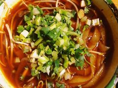 -拈签一笑黄牛肉辣卤串串