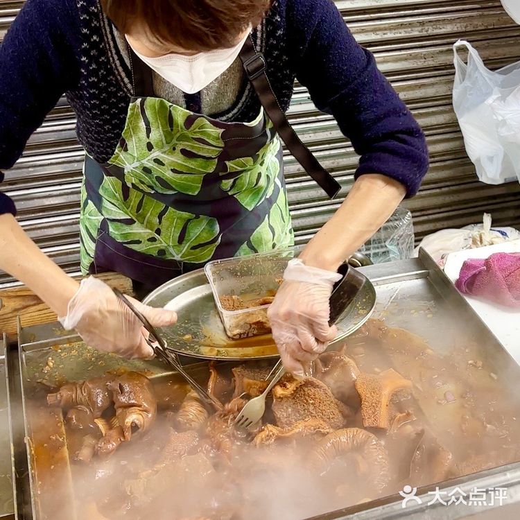 澳门美食丨蹲点等开摊,只为一尝的明记牛杂🍢