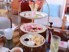 -三亚湾海居铂尔曼度假酒店