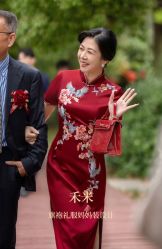 -禾米旗袍妈妈装礼服定制(嘉业国贸店)