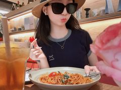 -芭莉与彩虹西餐厅(成都合生汇店)