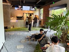 -J Create城市露营咖啡·简餐·宠物(上海动物园店)