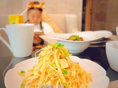-航空港万怡酒店·万荟轩餐厅(航空港区远航路店)