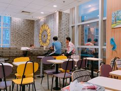 用餐区-麦当劳(春风店)