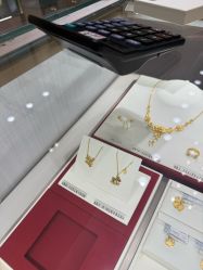 -周大福CHOW TAI FOOK(浦东八佰伴店)