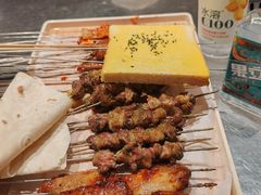 -绿地三只羊羊肉串(万科店)