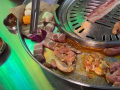 -哈哈碳都·牛肋条无限自助烤肉(宝龙店)