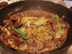 -胡须佬鸡煲四季火锅店(石厦西村直营店)