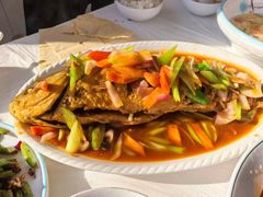 干烧草鱼-三岔涧农家乐