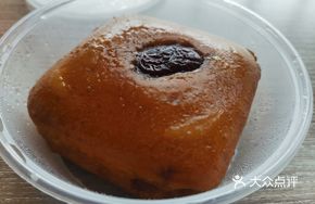 Red Sugar Red Date Cake