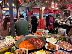 -萍姐火锅·公路夜市(武汉首店)