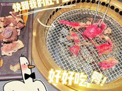 -铭牛烧肉·和牛海鲜自助(高新月牙湖店)