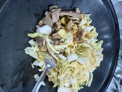 -粘豆包柴火铁锅炖