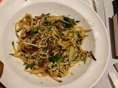 -麒麟华膳汇(飞泷商务大厦店)