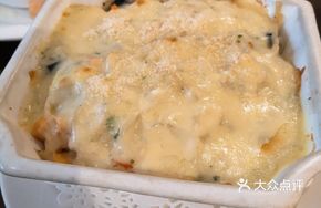 Herb Sauce Salmon Baked Pasta