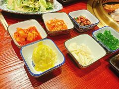 -喜牛烧肉酒场·黑金店(威高广场店)
